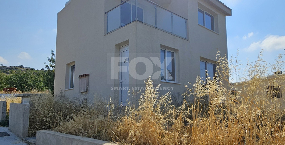 Luxury three Bedroom Villas for Sale in Coral Bay, Peyia