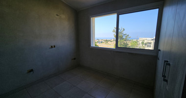 Luxury three Bedroom Villas for Sale in Coral Bay, Peyia