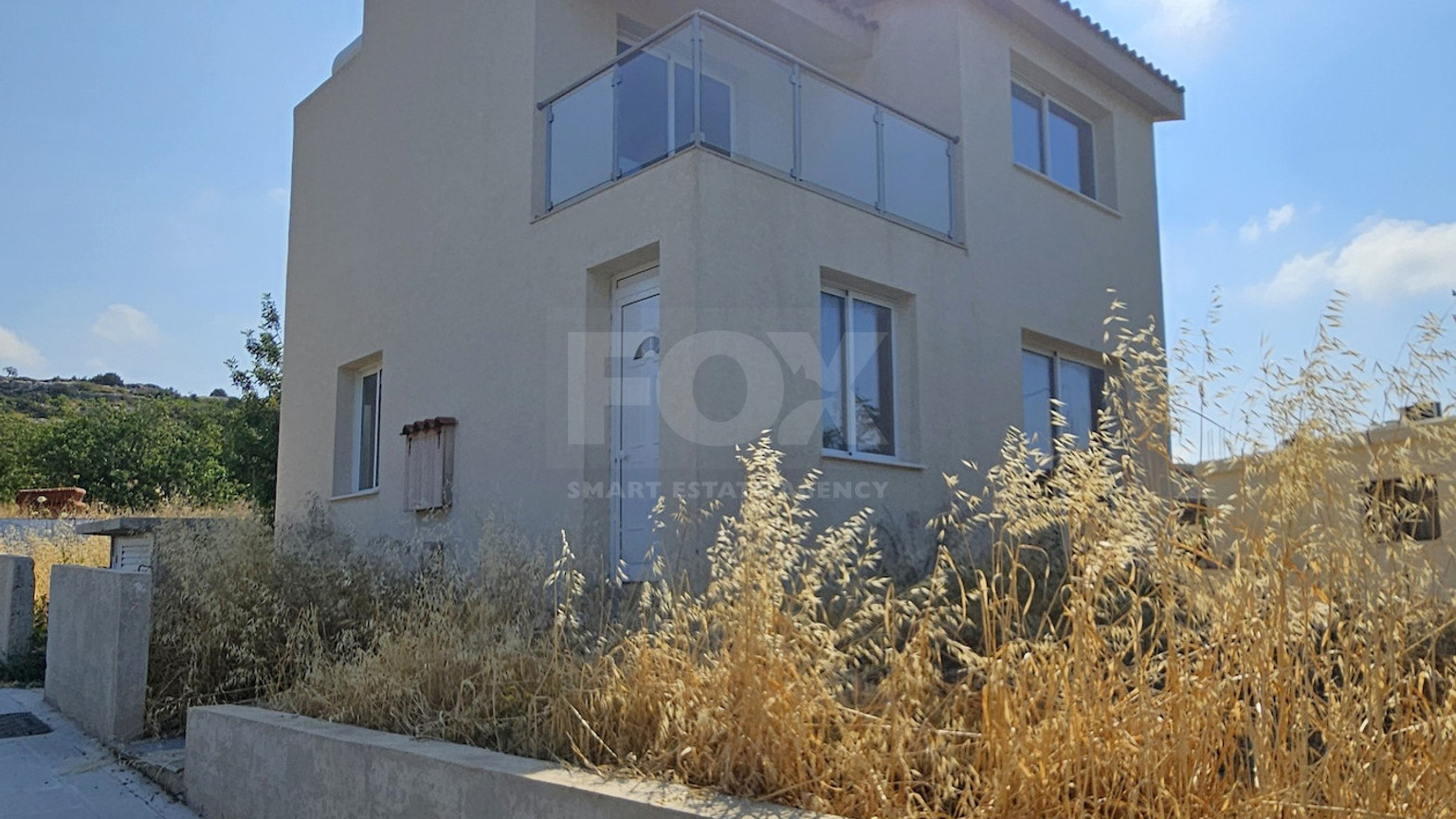 Luxury three Bedroom Villas for Sale in Coral Bay, Peyia