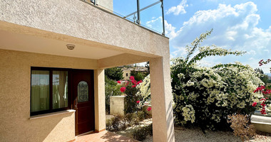 Luxury three Bedroom Villas for Sale in Coral Bay, Peyia