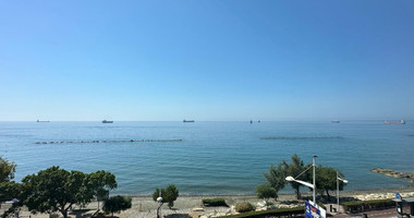 Three-Bedroom Apartment Just 200m from the Beach – Neapoli