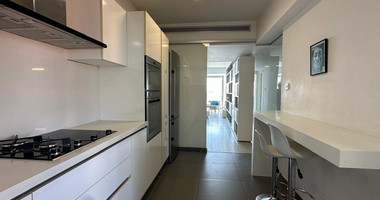 Three-Bedroom Apartment Just 200m from the Beach – Neapoli