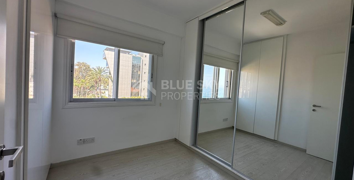 Three-Bedroom Apartment Just 200m from the Beach – Neapoli