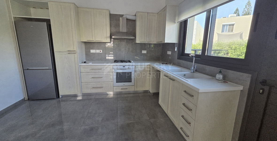 Family Dream Home in Mesa Geitonia, Limassol – Bright Three-Bedroom Semi-Detached House for Rent