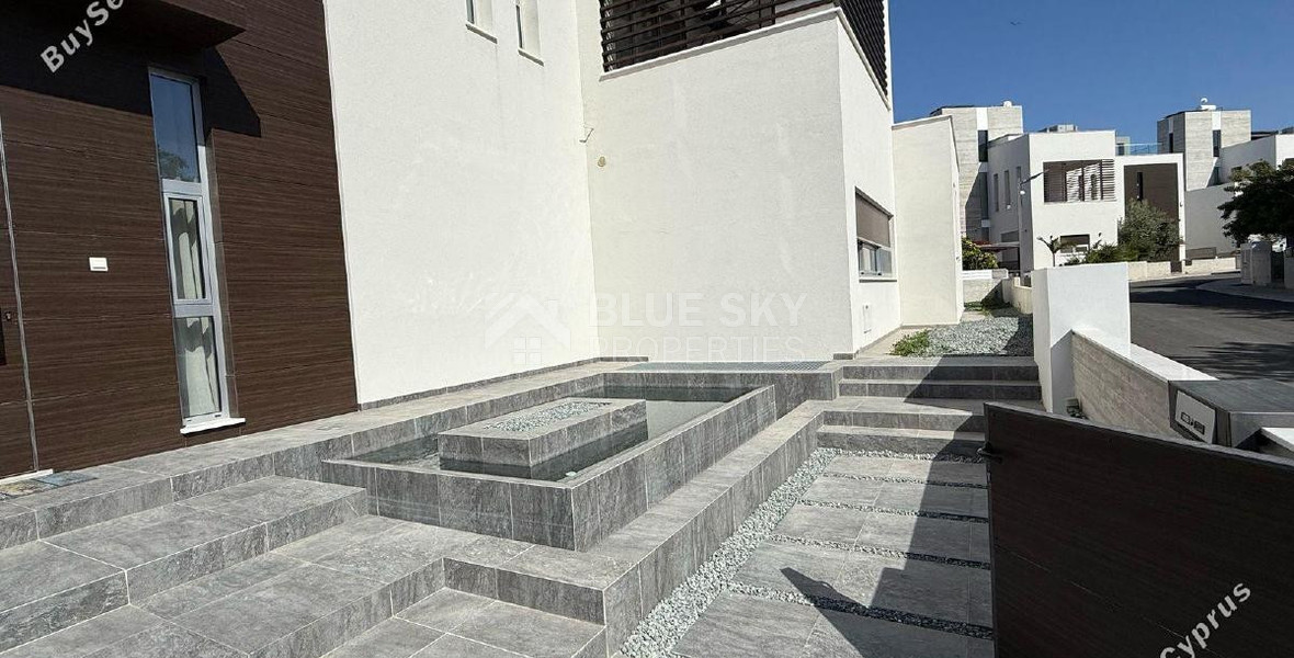 For sale Luxury 5-Bedroom Contemporary Villa with Panoramic Sea Views Yeroskipou, Paphos