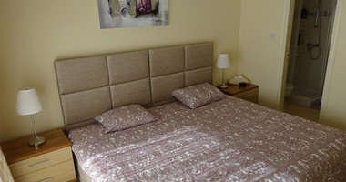 Renovated Two-Bedroom Ground Floor Apartment with Private Garden, Germasogeia