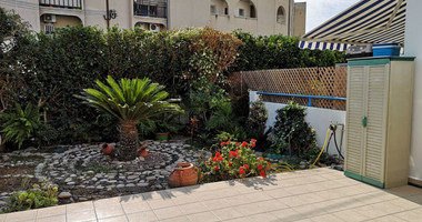 Renovated Two-Bedroom Ground Floor Apartment with Private Garden, Germasogeia