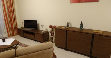 Renovated Two-Bedroom Ground Floor Apartment with Private Garden, Germasogeia