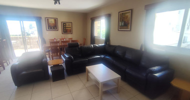 Spacious three Bedroom Upper House for Rent in Agia Zoni