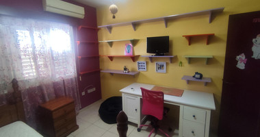 Spacious three Bedroom Upper House for Rent in Agia Zoni