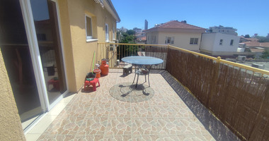 Spacious three Bedroom Upper House for Rent in Agia Zoni