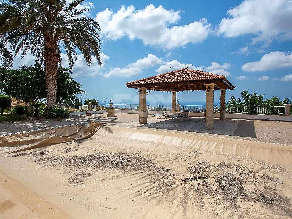 Detached 3-Bedroom Villa with Pool on Approx. 4,905 m² Land Share – Agios Athanasios, Limassol