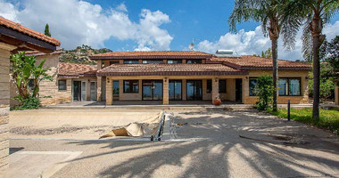 Detached 3-Bedroom Villa with Pool on Approx. 4,905 m² Land Share – Agios Athanasios, Limassol