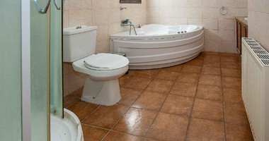 Detached 3-Bedroom Villa with Pool on Approx. 4,905 m² Land Share – Agios Athanasios, Limassol
