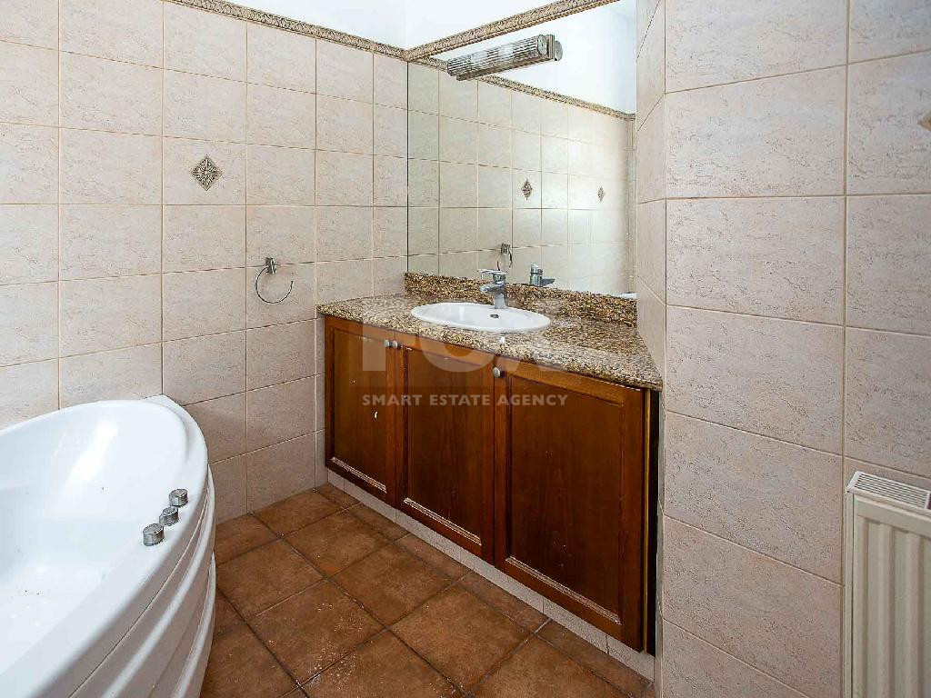 Detached 3-Bedroom Villa with Pool on Approx. 4,905 m² Land Share – Agios Athanasios, Limassol