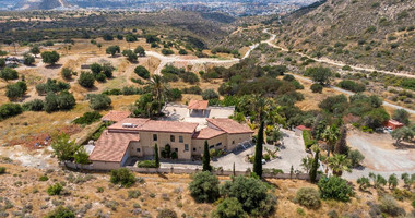 Detached 3-Bedroom Villa with Pool on Approx. 4,905 m² Land Share – Agios Athanasios, Limassol
