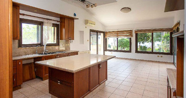 Detached 3-Bedroom Villa with Pool on Approx. 4,905 m² Land Share – Agios Athanasios, Limassol