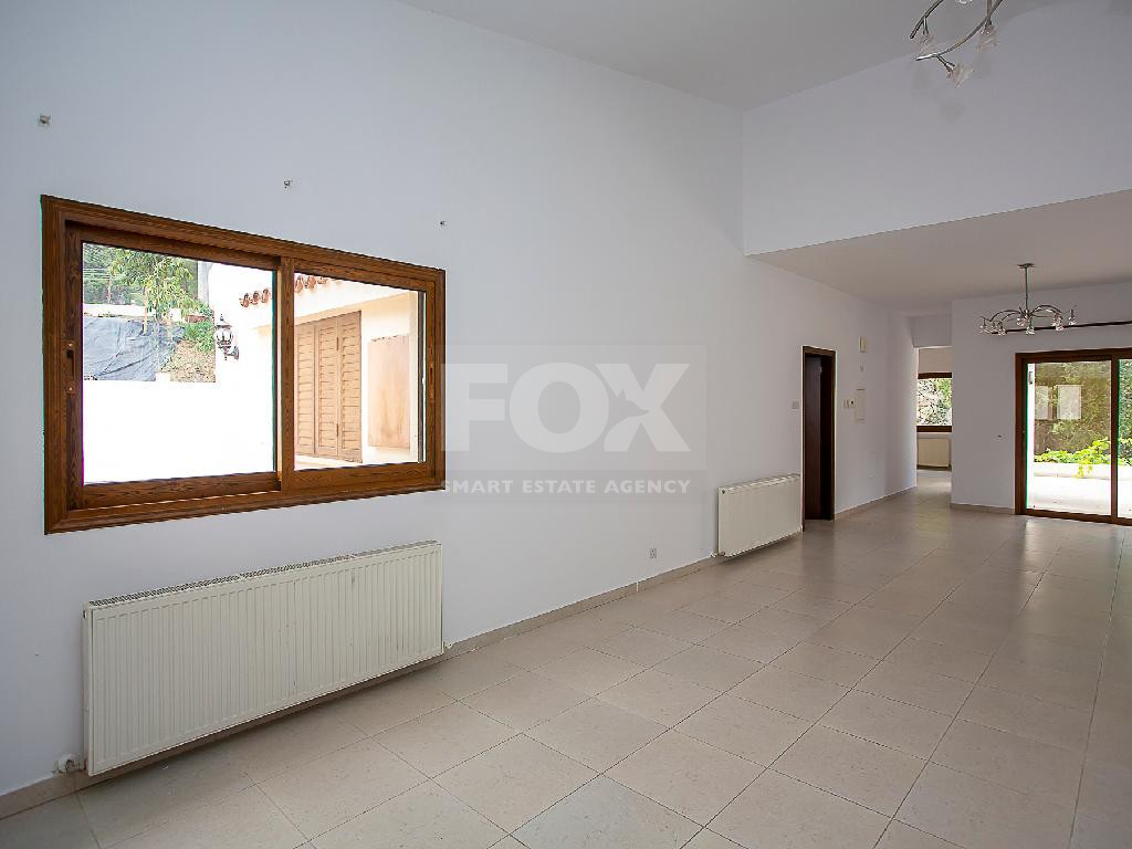 Ground Floor 4-Bedroom House with Separate Title Deed – Moniatis, Limassol Property Description