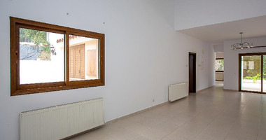 Ground Floor 4-Bedroom House with Separate Title Deed – Moniatis, Limassol Property Description