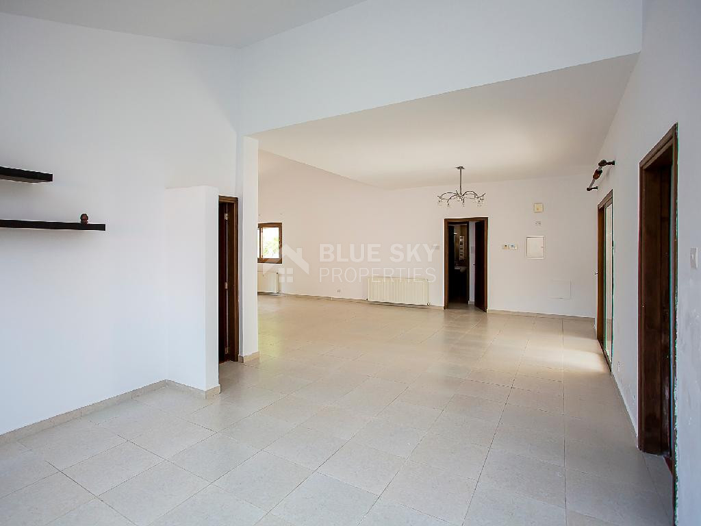 Ground Floor 4-Bedroom House with Separate Title Deed – Moniatis, Limassol Property Description