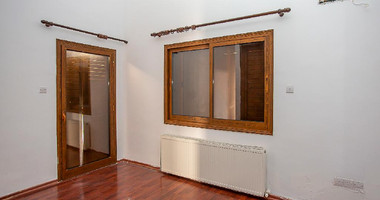 Ground Floor 4-Bedroom House with Separate Title Deed – Moniatis, Limassol Property Description