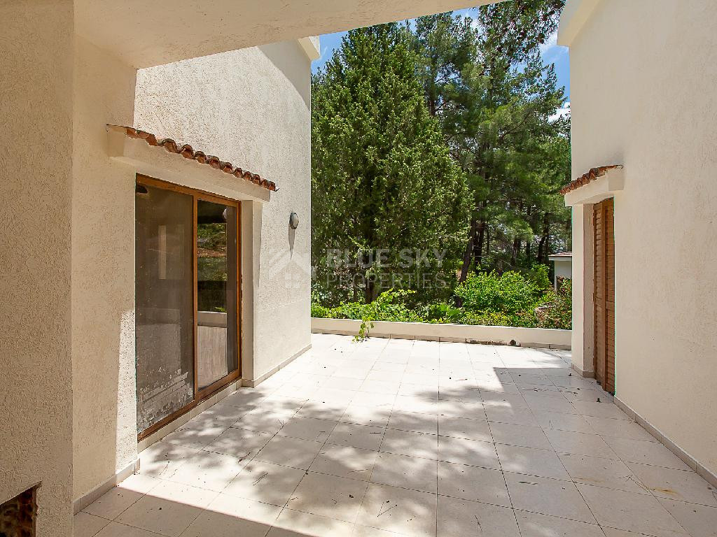 Ground Floor 4-Bedroom House with Separate Title Deed – Moniatis, Limassol Property Description