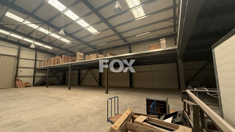 Warehouse 2100 m² for sale in Ypsonas, Limassol, Cyprus