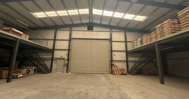SALE: WAREHOUSE IN PRIME LOCATION INDUSTRIAL AREA OFFERING COVERED AREA OF 2,100 SQM ON A PLOT OF 4467