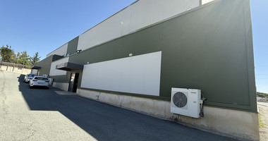 SALE: WAREHOUSE IN PRIME LOCATION INDUSTRIAL AREA OFFERING COVERED AREA OF 2,100 SQM ON A PLOT OF 4467