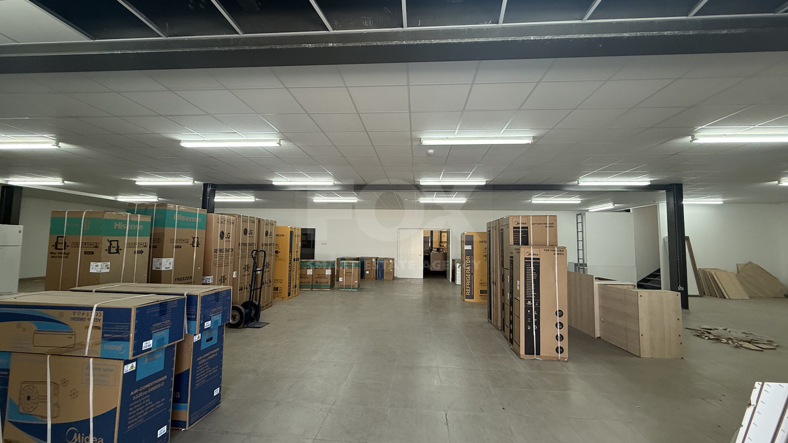 SALE: WAREHOUSE IN PRIME LOCATION INDUSTRIAL AREA OFFERING COVERED AREA OF 2,100 SQM ON A PLOT OF 4467
