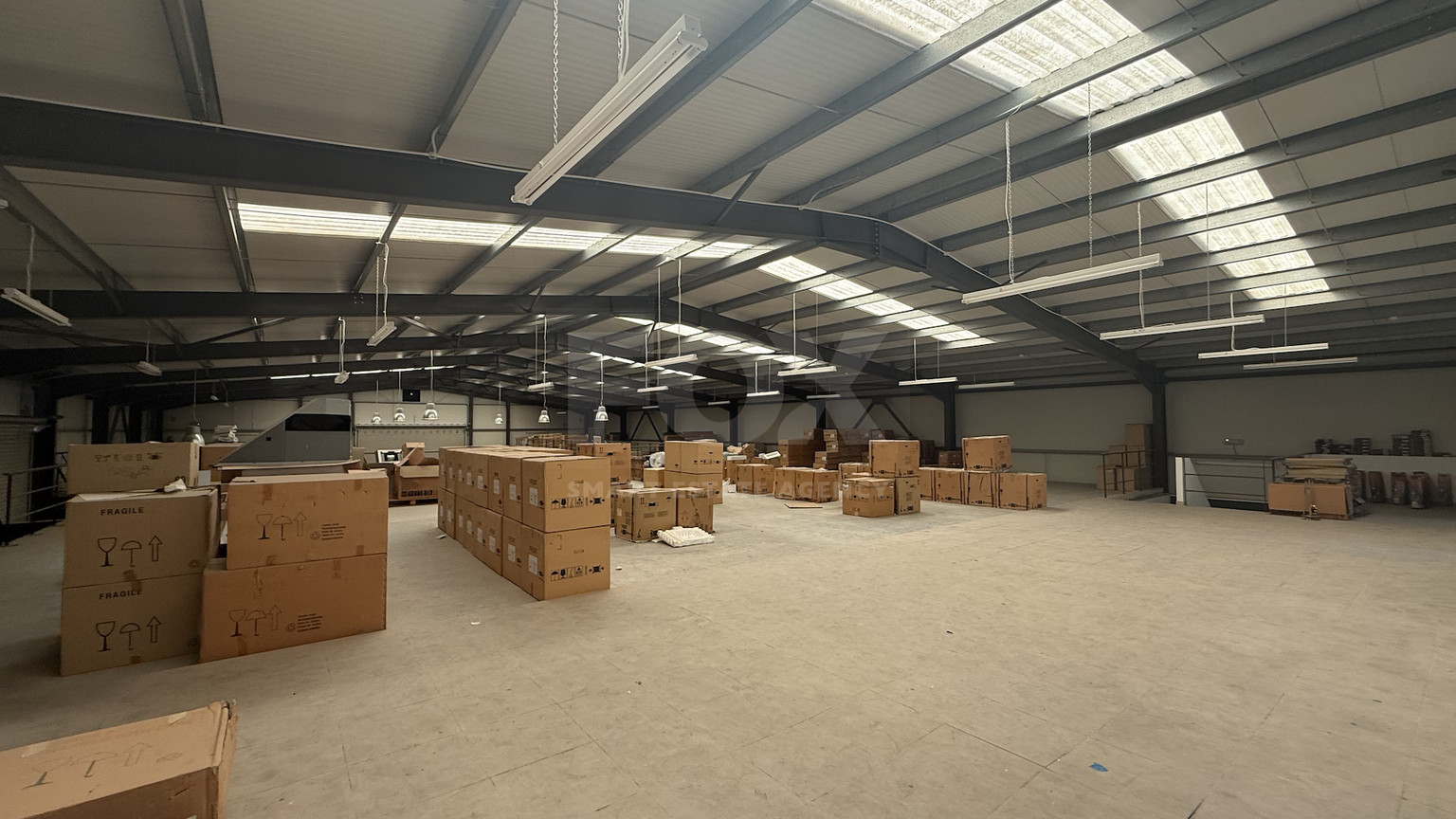 SALE: WAREHOUSE IN PRIME LOCATION INDUSTRIAL AREA OFFERING COVERED AREA OF 2,100 SQM ON A PLOT OF 4467