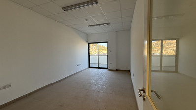 SALE: WAREHOUSE IN PRIME LOCATION INDUSTRIAL AREA OFFERING COVERED AREA OF 2,100 SQM ON A PLOT OF 4467