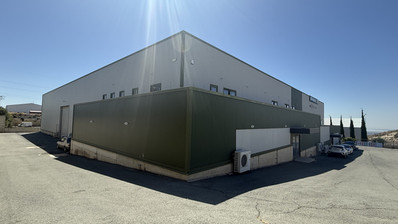 SALE: WAREHOUSE IN PRIME LOCATION INDUSTRIAL AREA OFFERING COVERED AREA OF 2,100 SQM ON A PLOT OF 4467