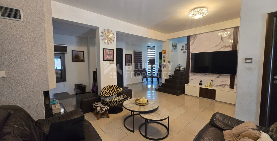 Four-Bedroom Detached House for Sale in Palodeia: with Pool in a Quiet Cul-de-Sac