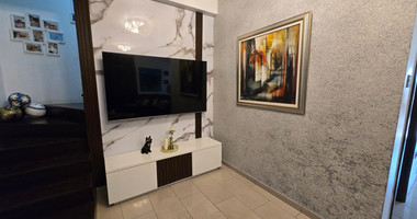 Four-Bedroom Detached House for Sale in Palodeia: with Pool in a Quiet Cul-de-Sac