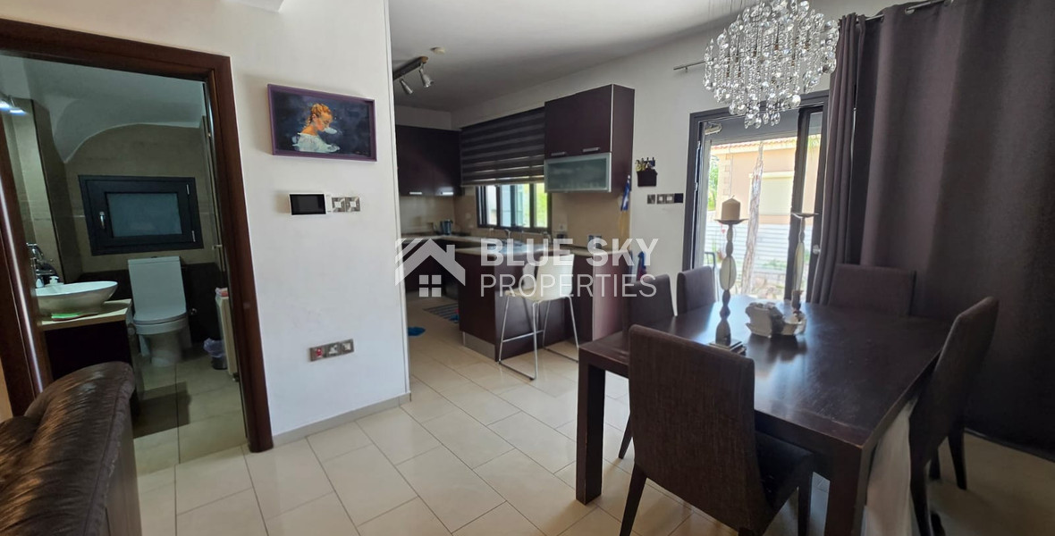 Four-Bedroom Detached House for Sale in Palodeia: with Pool in a Quiet Cul-de-Sac
