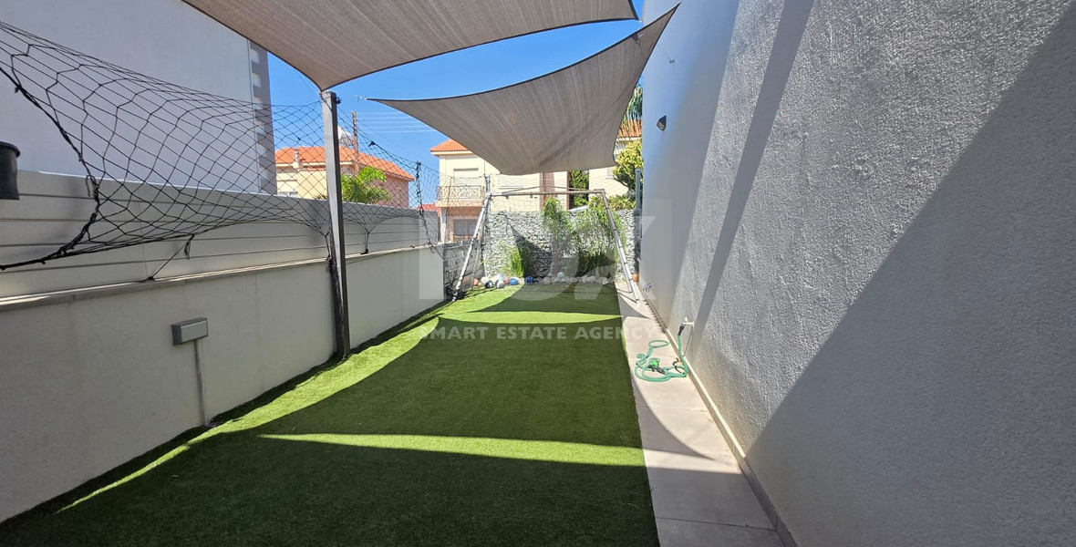 Four-Bedroom Detached House for Sale in Palodeia: with Pool in a Quiet Cul-de-Sac