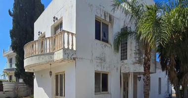 Four Bedroom Detached House with Pool for Sale in Anarita | Roof Garden