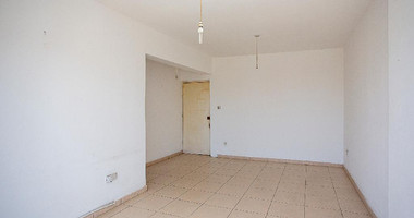 Spacious two Bedroom Apartment on third floor in Peaceful Agios Theodoros with seperate title deeds