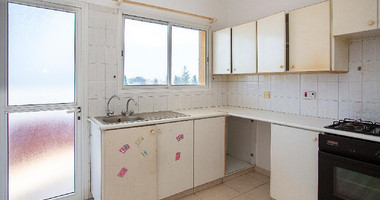 Spacious two Bedroom Apartment on third floor in Peaceful Agios Theodoros with seperate title deeds