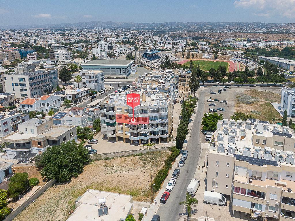 Spacious two Bedroom Apartment on third floor in Peaceful Agios Theodoros with seperate title deeds