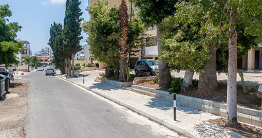 Spacious two Bedroom Apartment on third floor in Peaceful Agios Theodoros with seperate title deeds