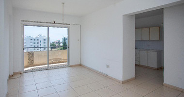 Spacious two Bedroom Apartment on third floor in Peaceful Agios Theodoros with seperate title deeds