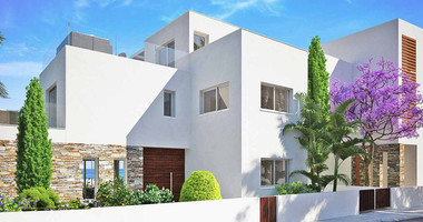 Exclusive four Bedroom Beachside Villa for Sale in Paphos with Private Pool & Roof Gardens