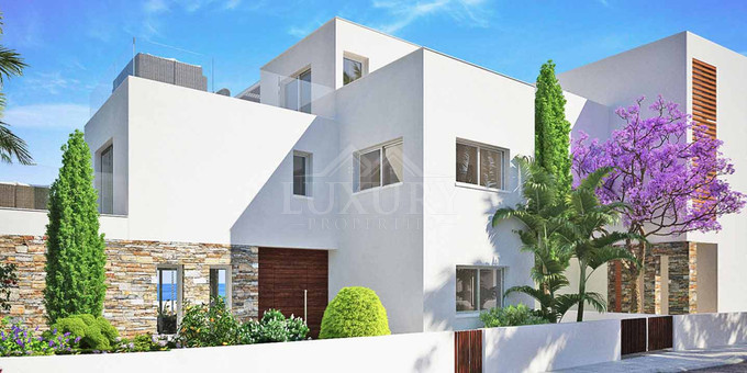 Exclusive four Bedroom Beachside Villa for Sale in Paphos with Private Pool & Roof Gardens