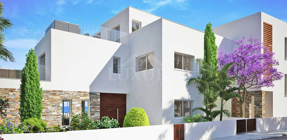 Exclusive four Bedroom Beachside Villa for Sale in Paphos with Private Pool & Roof Gardens