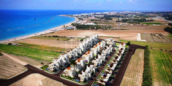 Four Bedroom Seaside Villa for Sale in Paphos Tourist Area with Pool & Roof Garden