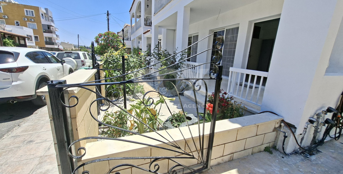 Ground Floor Three Bedroom House for rent in Agios Theodoros , Paphos