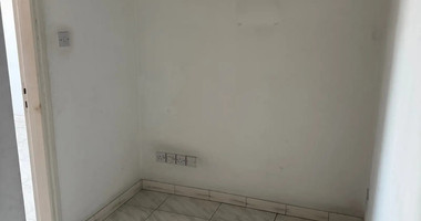 Office for Rent in Agia Zoni, Limassol – 53 m² on Main Road