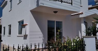 Spacious Three Bedroom Detached House for Rent in Anavargos, Paphos